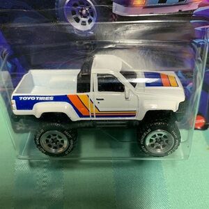 1987 Toyota Pickup Truck Hot Wheels Tubular Trucks
